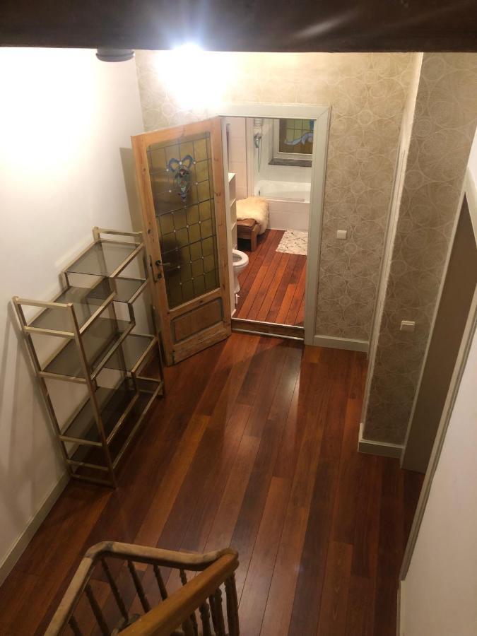 Karaktervolle Woning Met Zwembad Te Casa de Férias *